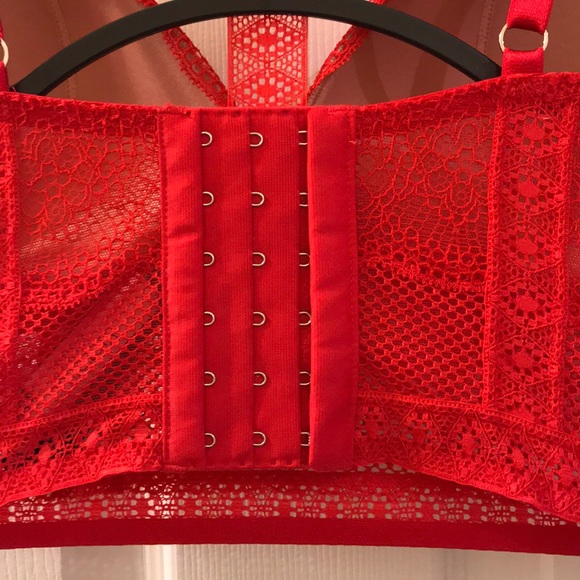 💖 Victoria Secrets Very Sexy Unlined Demi Bra - Picture 5 of 8